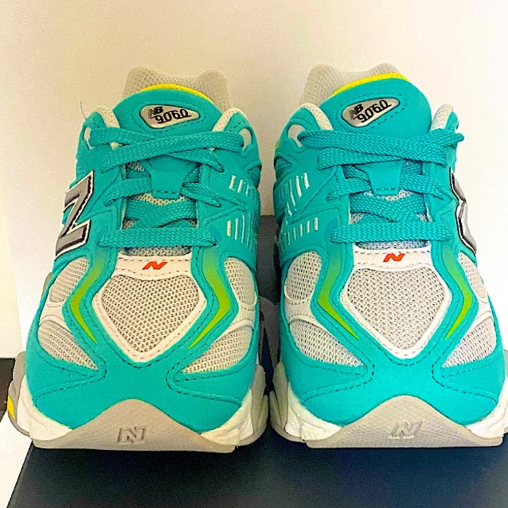 NEW BALANCE 9060 CYAN BURST BOYS 2 GIRLS 3 - Picture 7 of 14